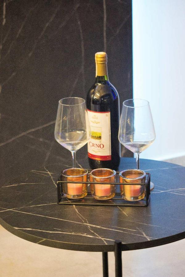 Jacuzzi Sauna Selfcheckin Mystic Apartamento